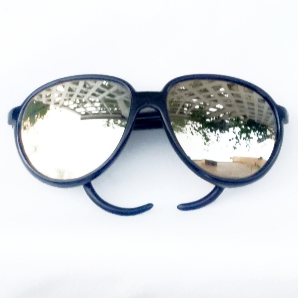 Vintage 1970s Mirrored Aviator Sunnies